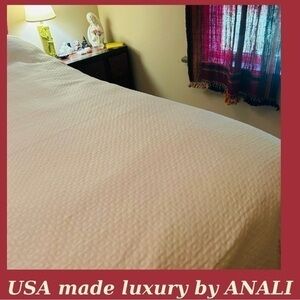 Luxurious Custom Made Bedspread and 2 Shams